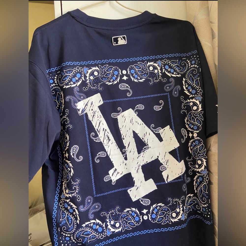 MLB Los Angles Dodgers Paisley T-shirt